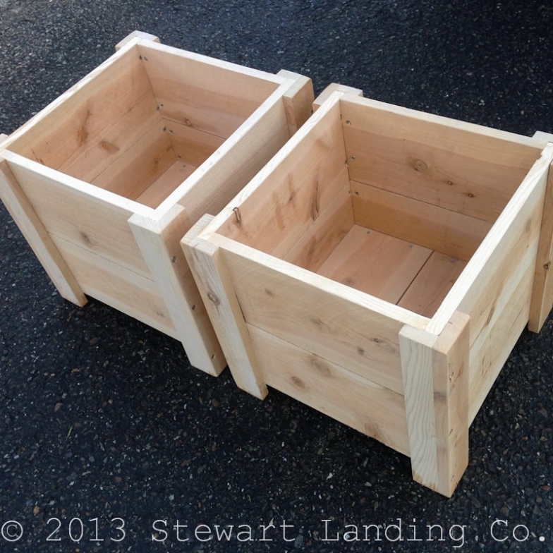 BUILD YOUR OWN Cedar Planter Box For Your Organic Garden Step By